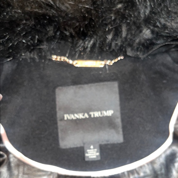 Ivanka Trump Elegant Detachable Black Fur Collar Coat- size 4 NWOT - Picture 8 of 15